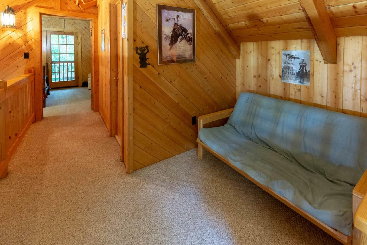 Creekside Bunkhouse Villa Whittier Eksteriør billede